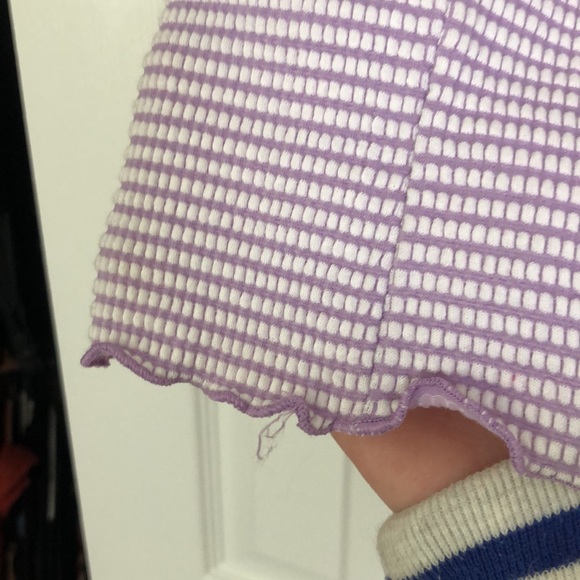 LAVENDER SMOCKED SQUARE NECK TOP FOREVER 21 - Picture 6 of 6